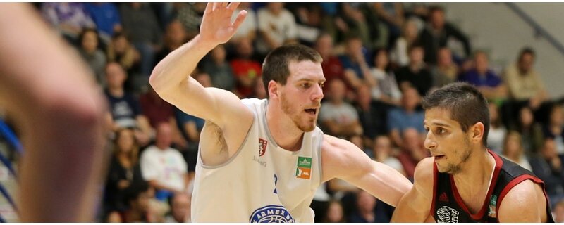 Zahraniční hráči v historii děčínského basketbalu Zahraniční hráči v historii děčínského basketbalu